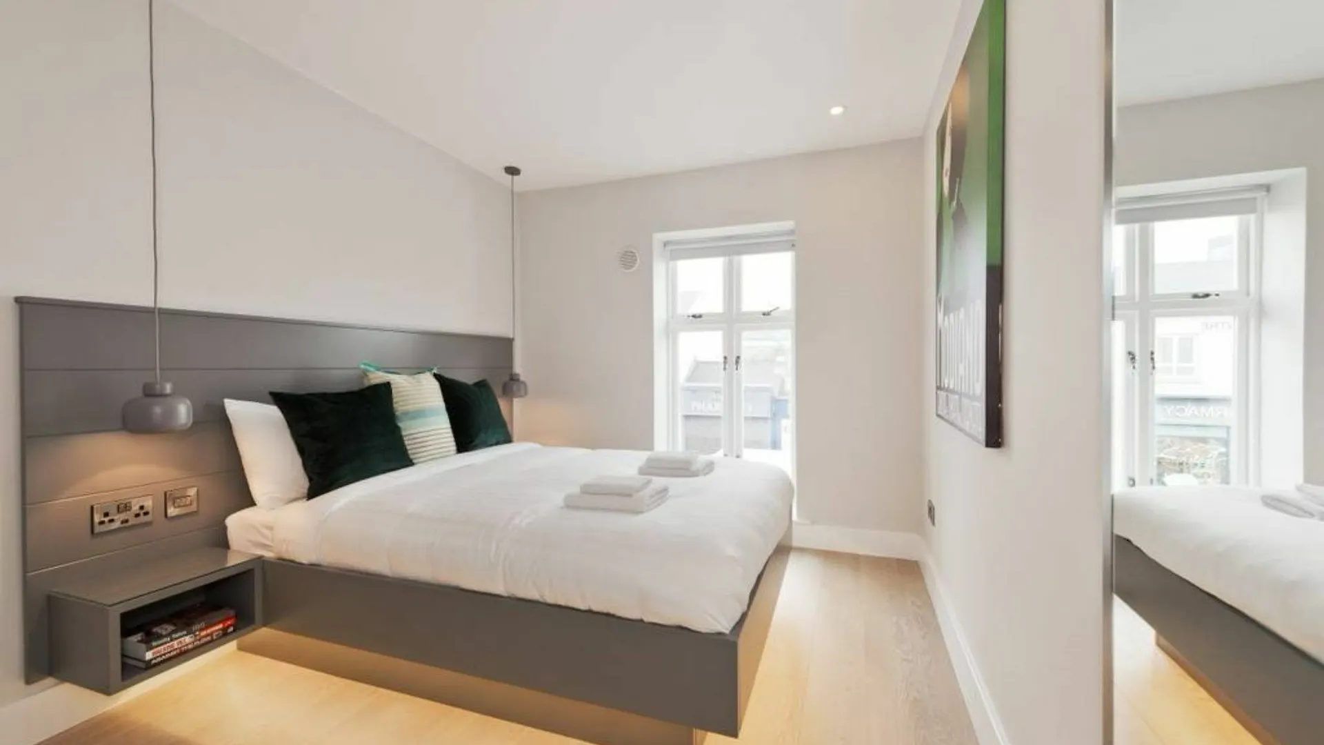 2 Bedroom Apartment In City Centre Sleeps 6 ダブリン アイルランド