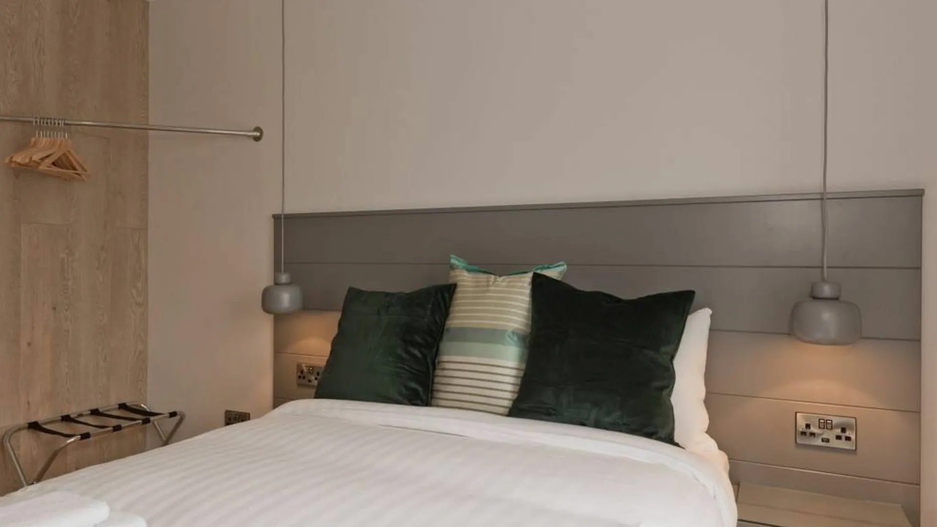 2 Bedroom Apartment In City Centre Sleeps 6 ダブリン