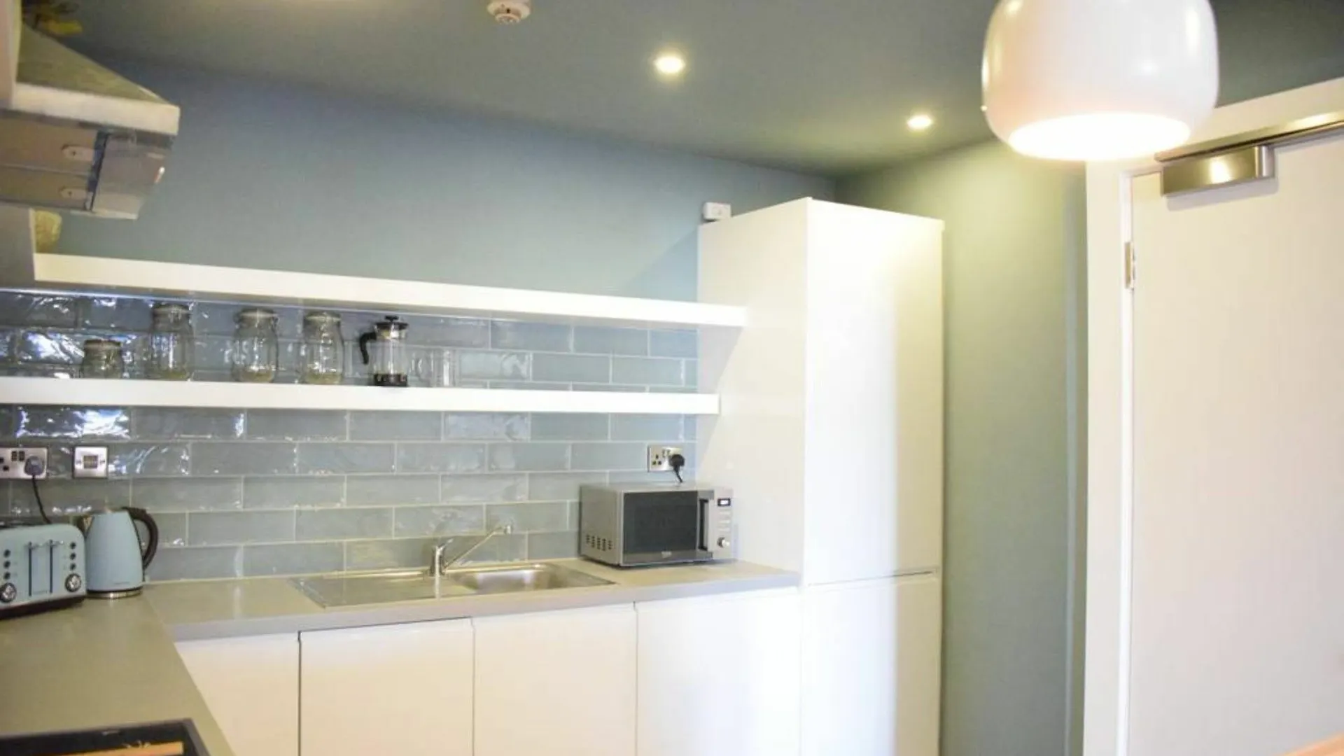 2 Bedroom Apartment In City Centre Sleeps 6 ダブリン